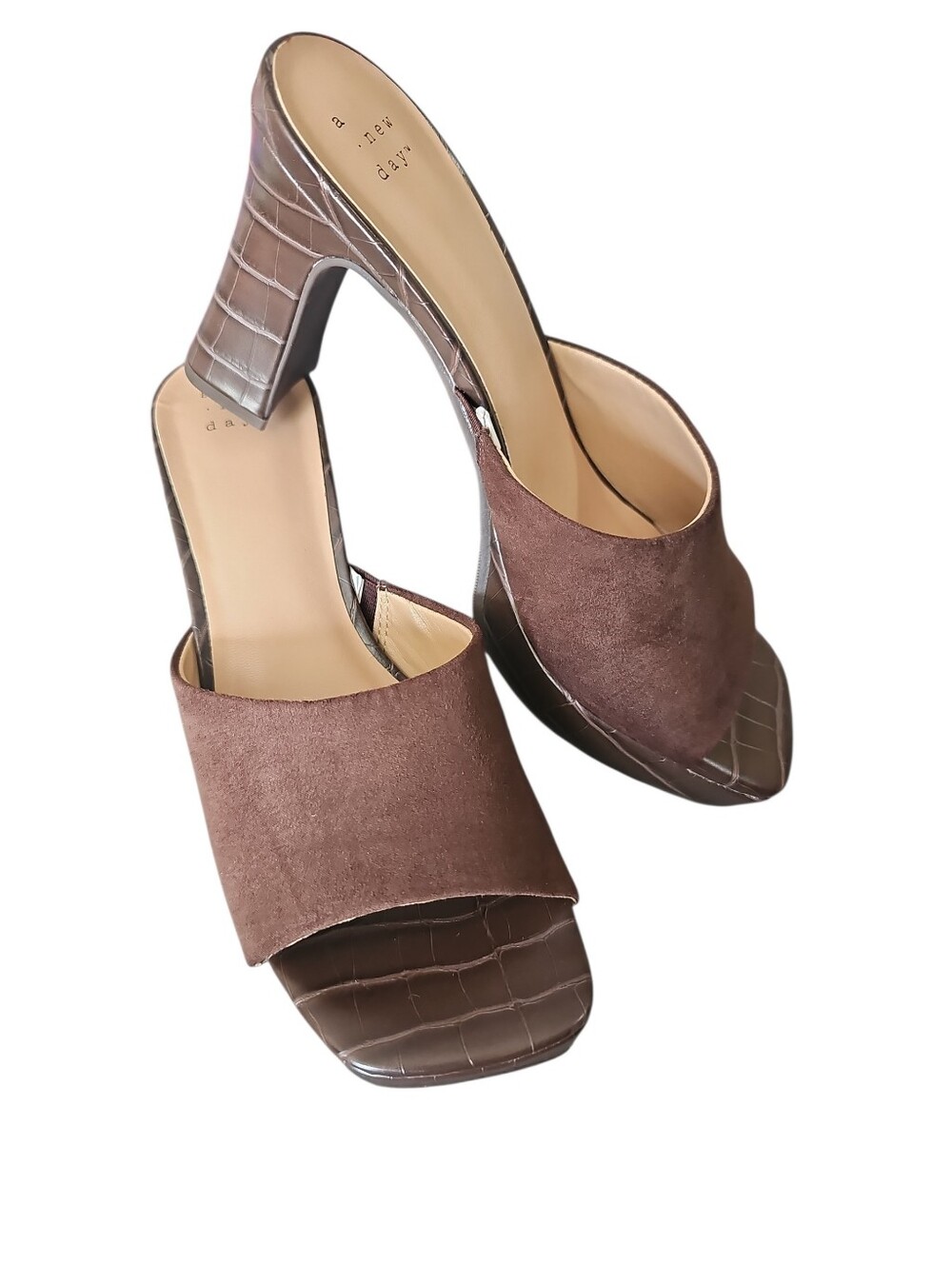 A New Day Retro Darla Brown Croc Platform Mules Block Heel Sandal Shoes Size 8